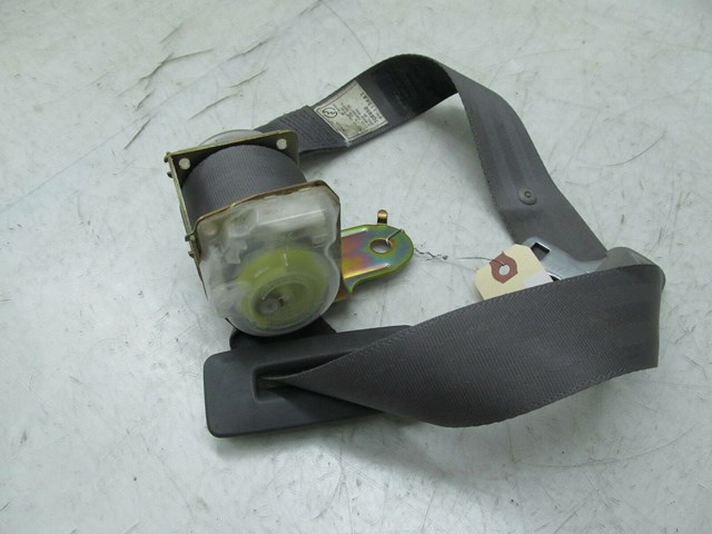 O2001-2006 LEXUS LS430 OEM REAR CENTER SEAT BELT RETRACTOR 