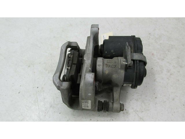 2017-2019 BUICK LACROSSE OEM RIGHT REAR PASSENGER SIDE BRAKE CALIPER 
