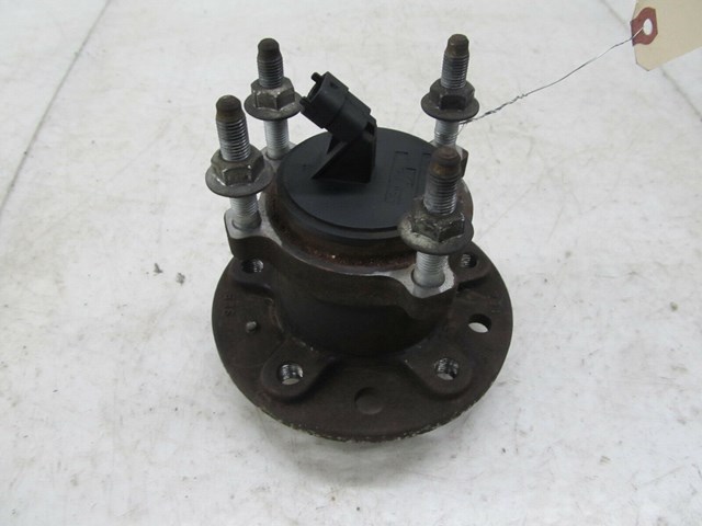 2004-2011 SAAB 9-3 OEM RIGHT REAR WHEEL HUB BEARING 