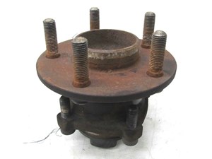 2006-2013 VOLVO C70 T5 OEM LEFT REAR WHEEL BEARING HUB 