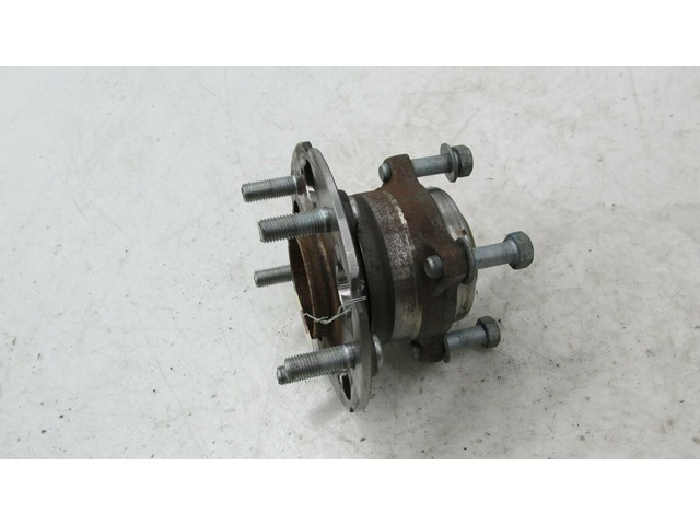 2013-2018 ACURA RDX OEM RIGHT REAR WHEEL HUB BEARING          