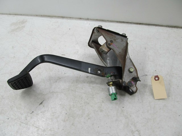 2002-2006 LEXUS SC430 OEM LEFT FRONT DRIVER SIDE BRAKE PEDAL