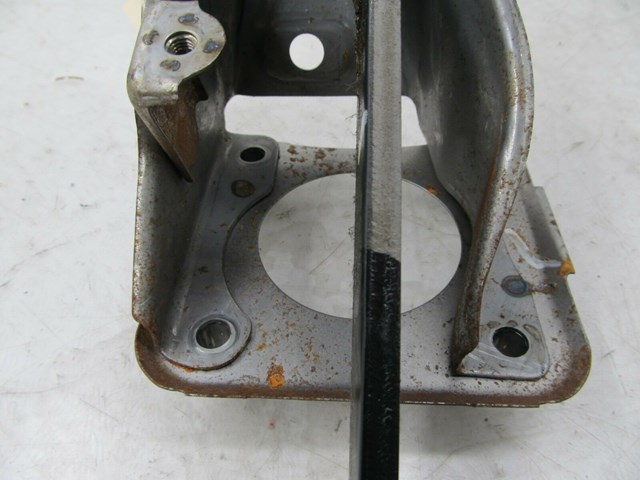 2002-2006 LEXUS SC430 OEM LEFT FRONT DRIVER SIDE BRAKE PEDAL