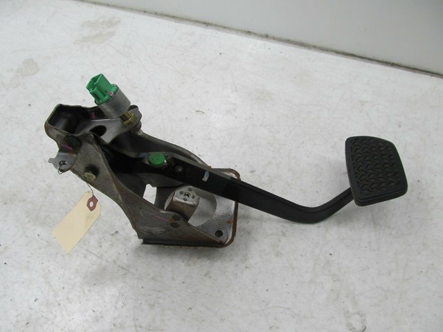 2002-2006 LEXUS SC430 OEM LEFT FRONT DRIVER SIDE BRAKE PEDAL