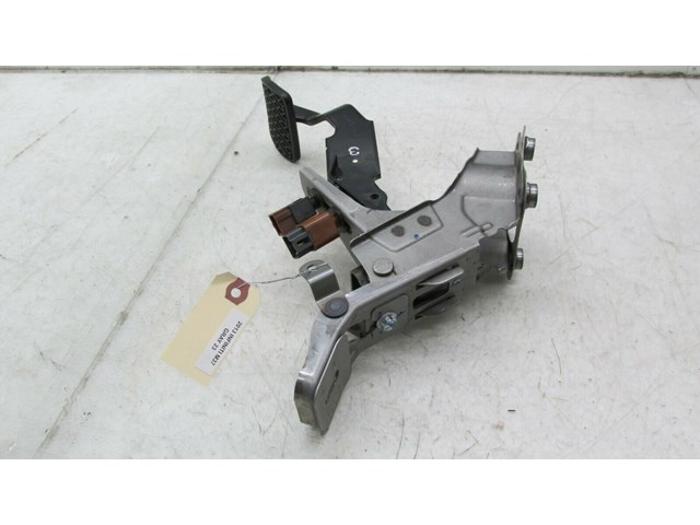 2011-2018 INFINITI M37 Q70 OEM LEFT FRONT DRIVER BRAKE PEDAL