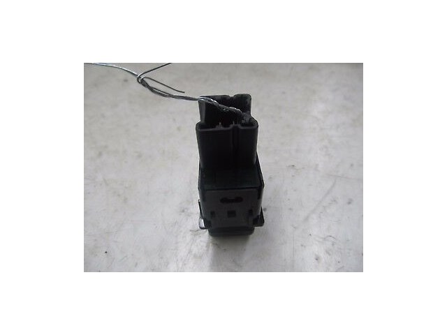2004-2007 INFINITI QX56 OEM LEFT FRONT GAS PEDAL MOVEMENT SWITCH BUTTON 