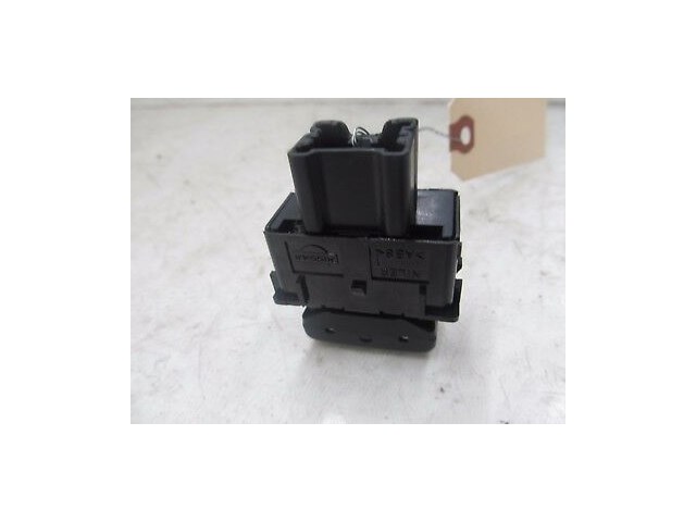 2004-2007 INFINITI QX56 OEM LEFT FRONT GAS PEDAL MOVEMENT SWITCH BUTTON 