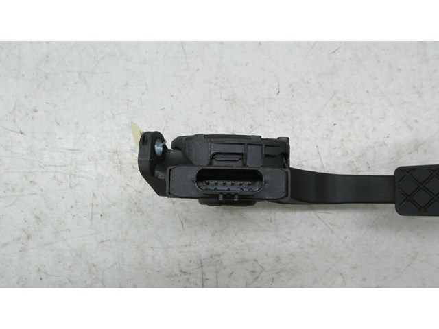 2009-2012 AUDI Q5 8R OEM GAS ACCELERATION PEDAL ASSEMBLY 8K1723523