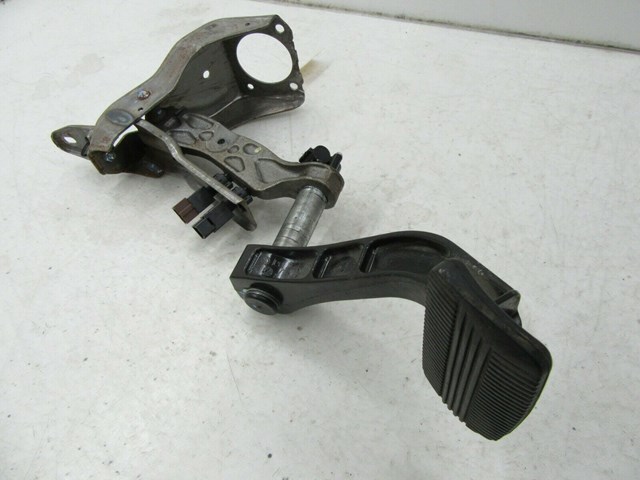 2004-2015 NISSAN ARMADA OEM LEFT FRONT BRAKE PEDAL ADJUSTABLE