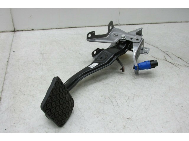 2013-2017 MAZDA 6 OEM BRAKE PEDAL WITH SENSOR ASSEMBLY 