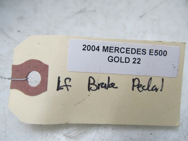 2003-2006 MERCEDES E500 W211 OEM LEFT FRONT BRAKE PEDAL