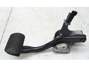 2003-2006 MERCEDES E500 W211 OEM LEFT FRONT BRAKE PEDAL