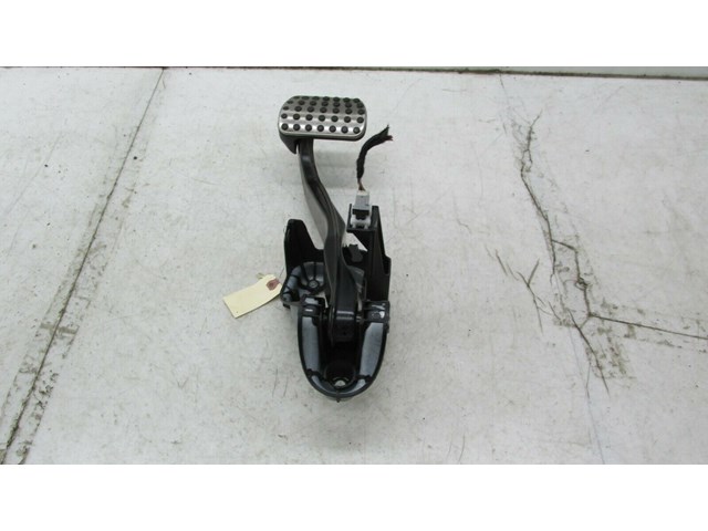 2012-2015 MERCEDES C250 COUPE W204 OEM BRAKE PEDAL ASSEMBLY 