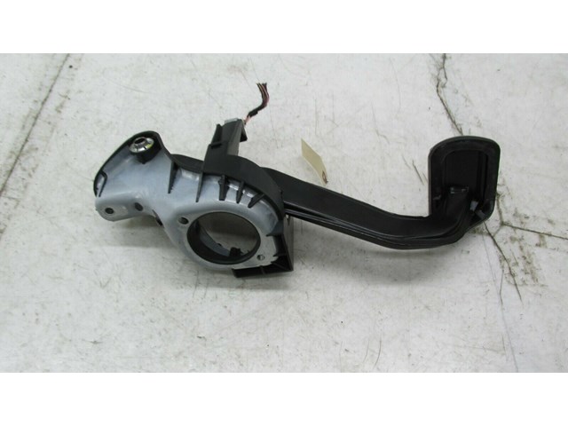 2012-2015 MERCEDES C250 COUPE W204 OEM BRAKE PEDAL ASSEMBLY 