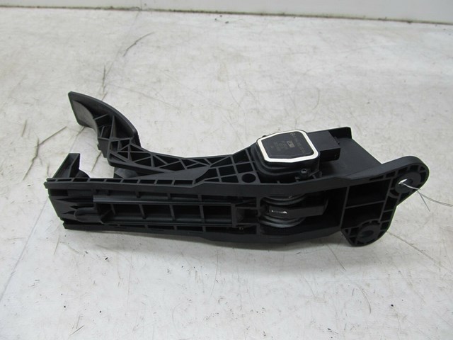 2007-2012 MERCEDES GL450 X164 OEM LEFT FRONT GAS ACCELERATION PEDAL 