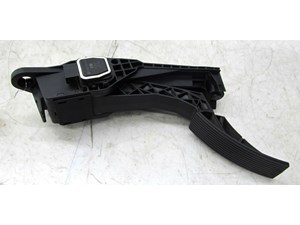 2007-2012 MERCEDES GL450 X164 OEM LEFT FRONT GAS ACCELERATION PEDAL 