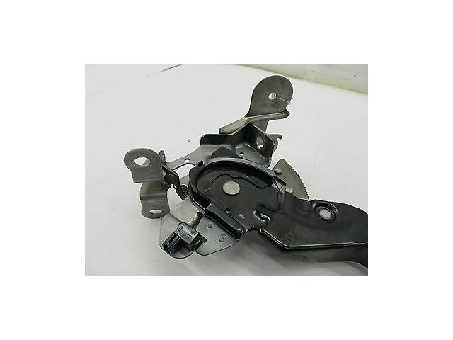 2006-2009 INFINITI M35 OEM LEFT FRONT E BRAKE EMERGENCY BRAKE PEDAL ASSEMBLY 
