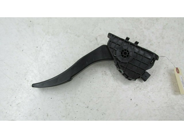 2013-2018 FORD FUSION OEM GAS ACCELERATOR PEDAL D69C9F836 
