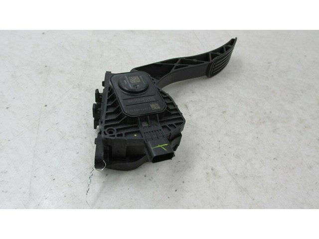 2013-2018 FORD FUSION OEM GAS ACCELERATOR PEDAL D69C9F836 