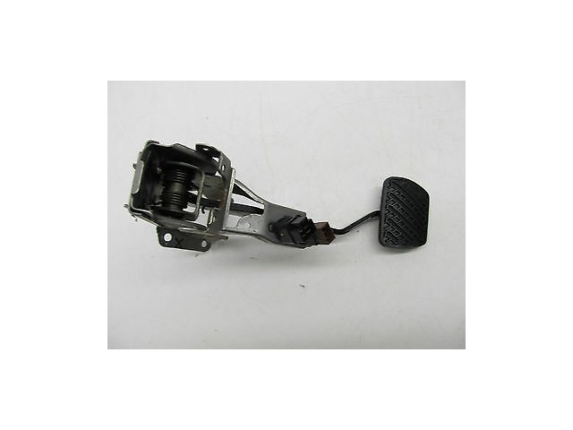 2006-2009 INFINITI M35 OEM LEFT FRONT DRIVER'S SIDE BRAKE PEDAL ASSEMBLY 