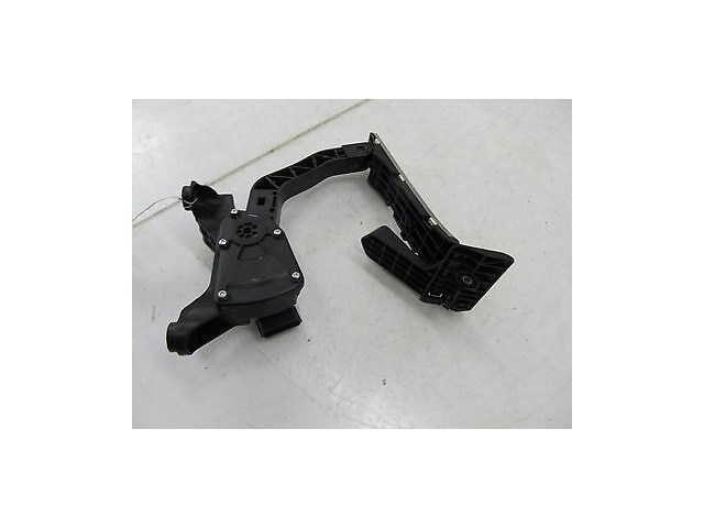 2011-2014 KIA OPTIMA SX OEM FRONT SIDE GAS PEDAL 