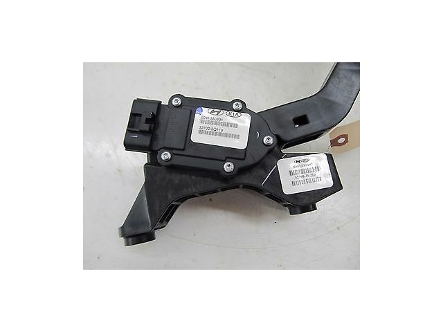 2011-2014 KIA OPTIMA SX OEM FRONT SIDE GAS PEDAL 