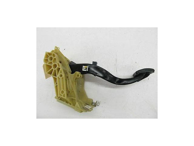 2004-2005 BMW 525i 530i E60 OEM LEFT FRONT DRIVER'S SIDE BRAKE PEDAL 6759950