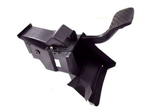2001-2005 MERCEDES C240 W203 OEM BRAKE PEDAL 