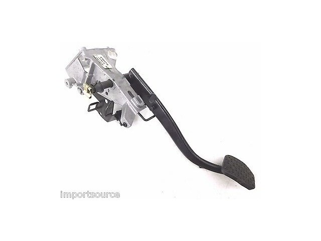 2003-2005 BMW Z4 E85 OEM LEFT FRONT STOPPING BRAKE PEDAL ASSEMBLY
