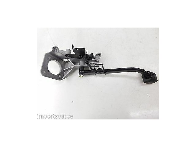 2003-2005 BMW Z4 E85 OEM LEFT FRONT STOPPING BRAKE PEDAL ASSEMBLY