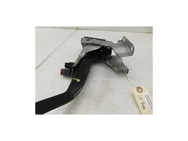 2006-2008 NISSAN 350Z COUPE OEM FLOOR BRAKE PEDAL PAD ASSEMBLY