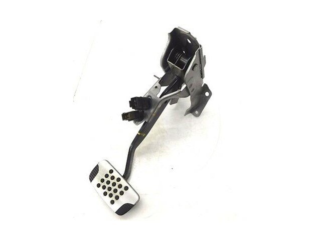 2006-2008 NISSAN 350Z COUPE OEM FLOOR BRAKE PEDAL PAD ASSEMBLY