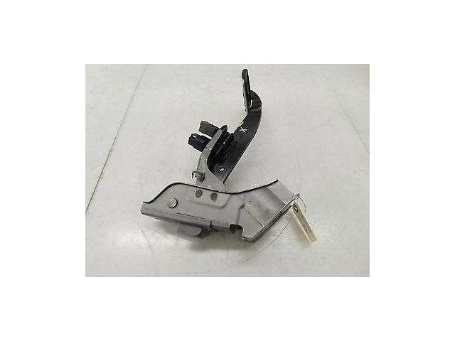 2006-2008 NISSAN 350Z COUPE OEM FLOOR BRAKE PEDAL PAD ASSEMBLY