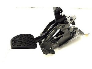 2009-2012 NISSAN 370Z COUPE OEM MANUAL TRANSMISSION BRAKE PEDAL PAD ASSEMBLY