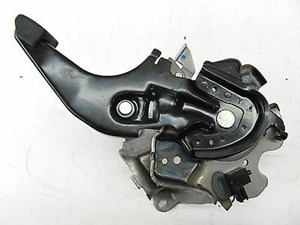 2006-2008 LEXUS IS250 XE20 OEM LEFT FRONT EMERGENCY E BRAKE PEDAL ASSEMBLY