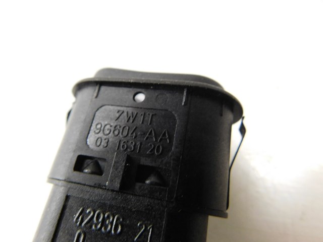 2008-2011 LINCOLN TOWN CAR OEM PEDAL ADJUST CONTROL SWITCH 7W1T9G604-AA