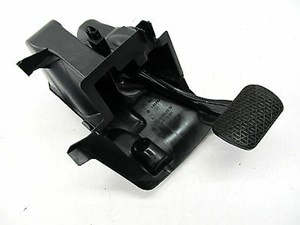 2003-2005 MERCEDES BENZ E320 W211 OEM LEFT FRONT DRIVER'S SIDE FOOT BRAKE PEDAL