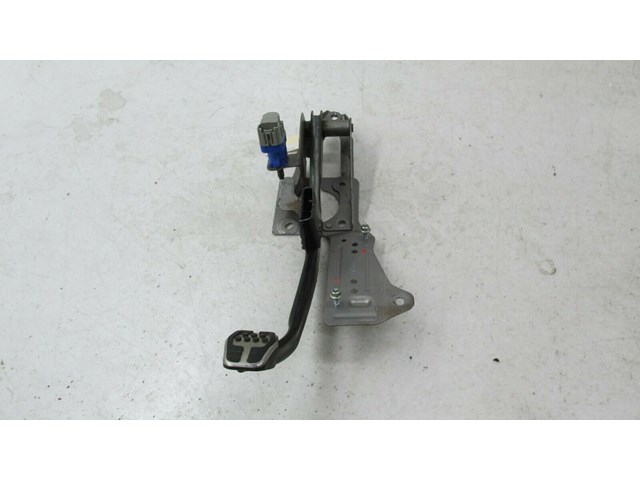 2013-2018 FORD FOCUS ST OEM BRAKE PEDAL CV612467CC 