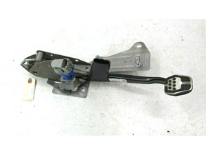 2013-2018 FORD FOCUS ST OEM BRAKE PEDAL CV612467CC 