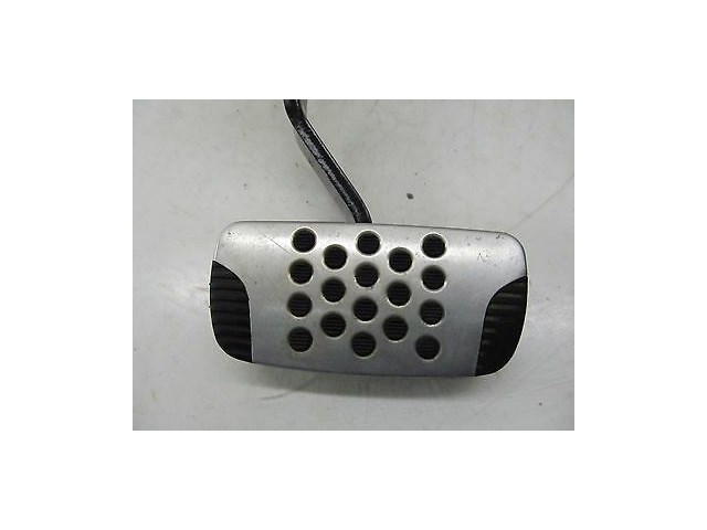 2006-2008 NISSAN 350Z COUPE OEM FRONT DRIVERS BRAKE PEDAL PAD ASSEMBLY