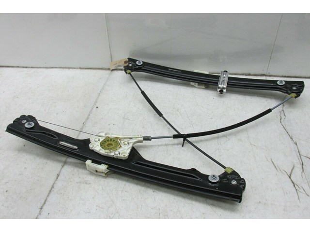  2007-2010 BMW X5 E70 OEM LEFT FRONT DOOR WINDOW TRACK REGULATOR