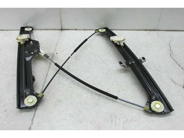  2007-2010 BMW X5 E70 OEM RIGHT FRONT DOOR WINDOW TRACK REGULATOR