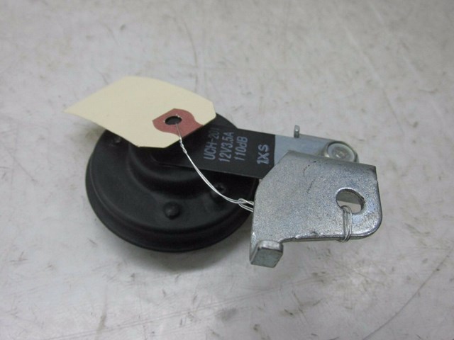2010-2014 SUBARU IMPREZA OEM RIGHT FRONT HORN UHC-20112V3.5A110dB