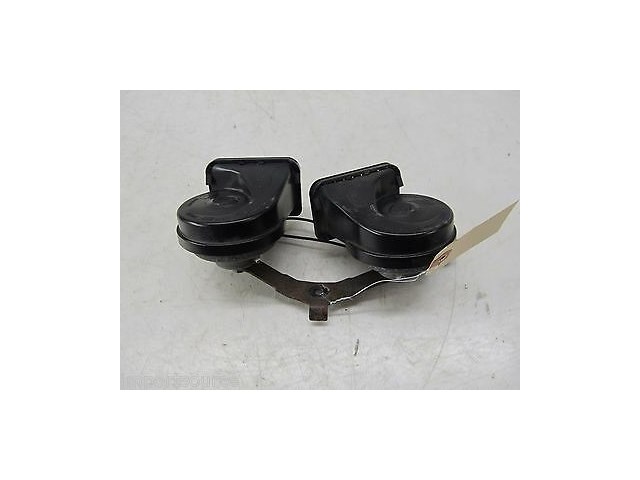 2008-2011 LINCOLN TOWN CAR OEM HORN ASSEMBLY WITH BRACKET 