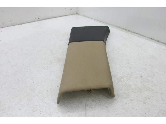 2003-2006 RANGE ROVER HSE OEM RIGHT FRONT PASSENGER LOWER B PILLAR