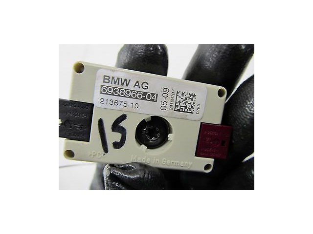 2008-2010 BMW 535i E60 OEM LEFT REAR C PILLAR ANTENNA SUPPRESSION FILTER