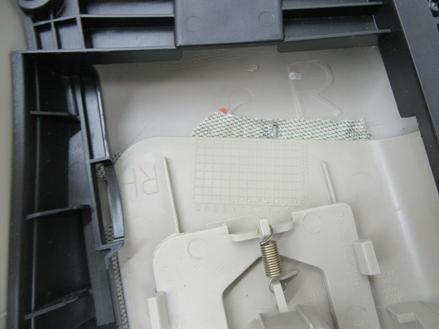 2017-2019 BUICK LACROSSE OEM RIGHT FRONT PASSENGER SIDE B PILLAR UPPER TRIM