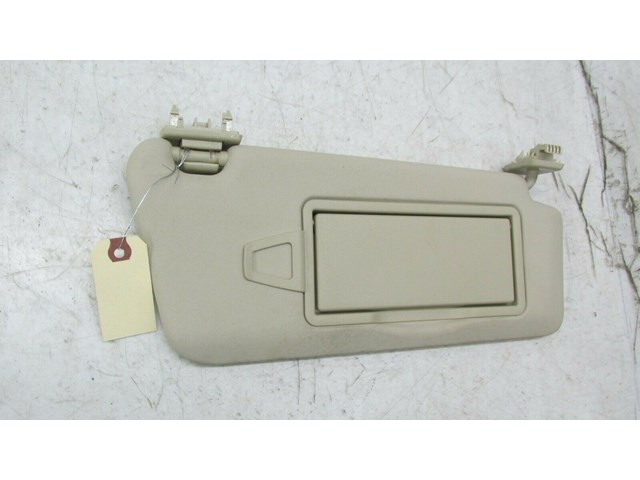 2012-2015 MERCEDES C250 COUPE W204 OEM RIGHT FRONT PASSENGER SUN VISOR 