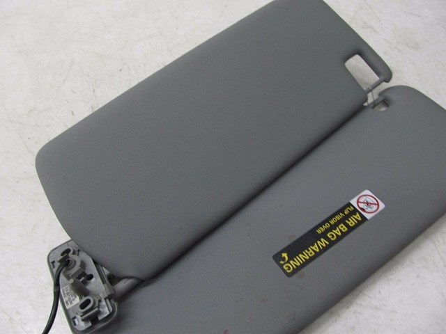 2004-2007 VOLKSWAGEN TOUAREG OEM RIGHT FRONT PASSENGER SIDE SUNVISOR GRAY