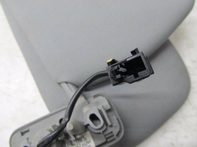 2004-2007 VOLKSWAGEN TOUAREG OEM RIGHT FRONT PASSENGER SIDE SUNVISOR GRAY